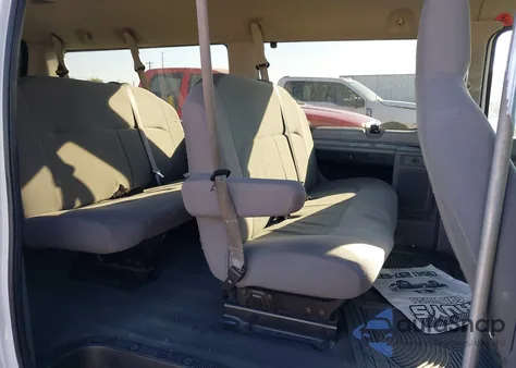 2011 Ford E-350 Super Duty Xlt z USA, uszkodzony, nr VIN 1FBNE3BL9BDA53490